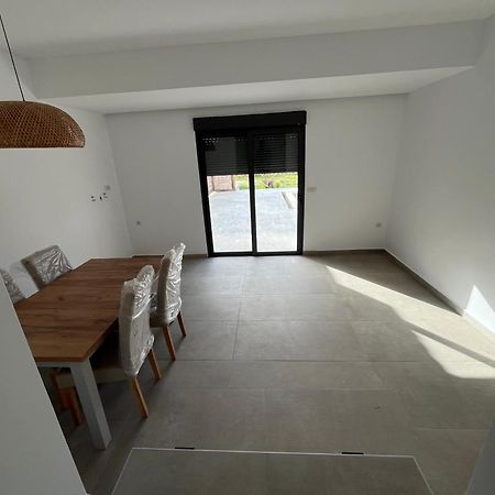 Cato Agro 3, Seafront Villa With Private Pool Afiartis ภายนอก รูปภาพ