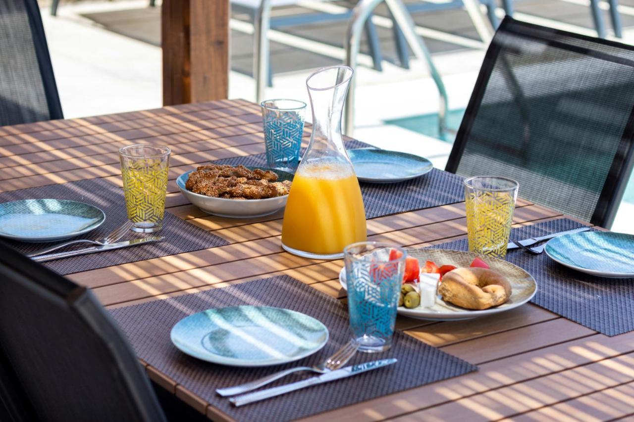 Cato Agro 3, Seafront Villa With Private Pool Afiartis ภายนอก รูปภาพ